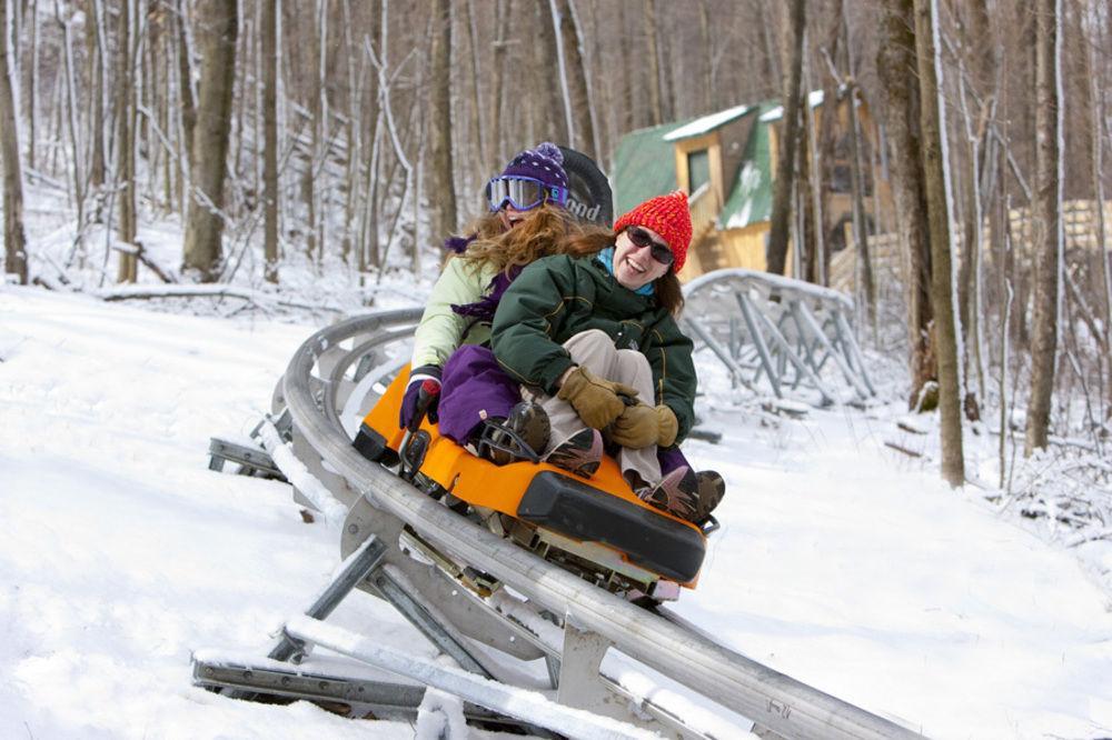 Hope Lake Lodge & Indoor Waterpark Cortland Exterior foto